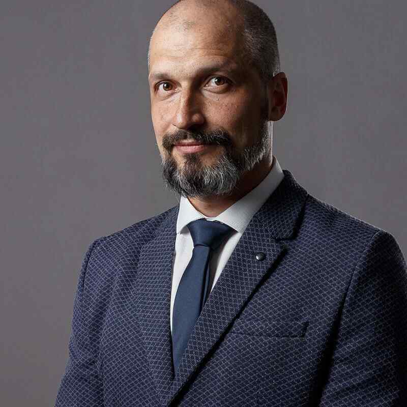 https://www.meryemkaratas.av.tr/wp-content/uploads/2019/10/inner_team_01-1-1.jpg