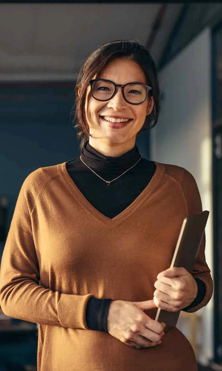 https://www.meryemkaratas.av.tr/wp-content/uploads/2019/10/inner_team_01-2-720x1200.webp